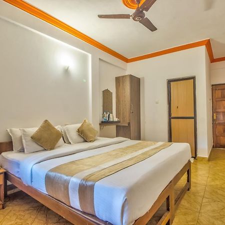 The Village Beach Resort Baga Eksteriør bilde