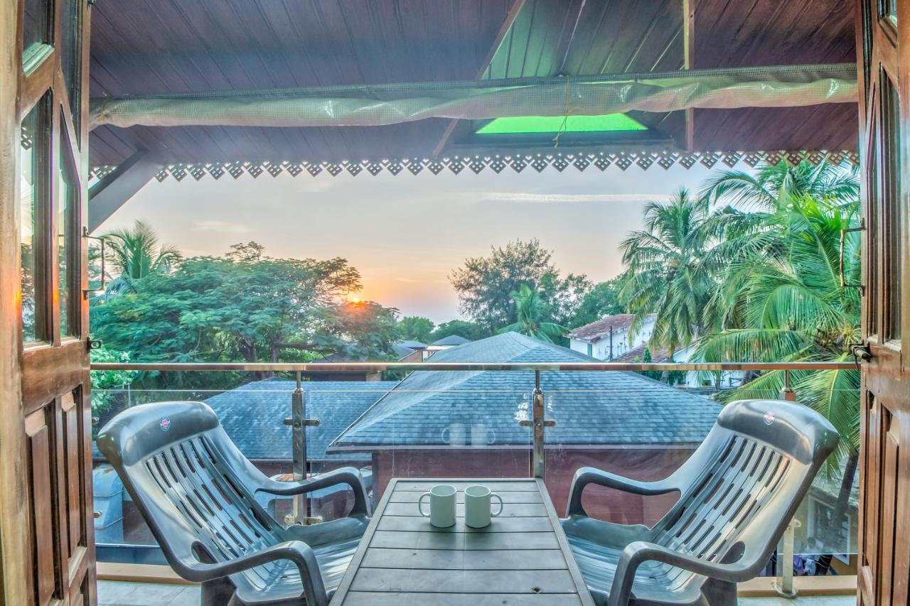 The Village Beach Resort Baga Eksteriør bilde